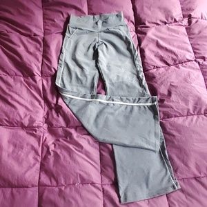 Brasil Sul heather grey workout / yoga pants with white stripes size S/M